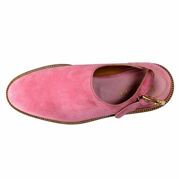 Sandals_&_Flip_Flops
